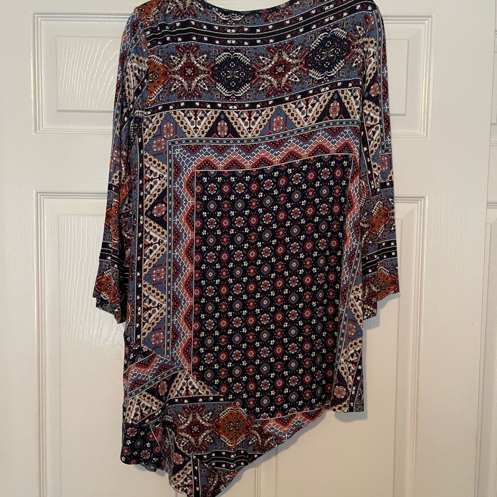 Bohemian Patterned Women's Top - Picture 4 of 5